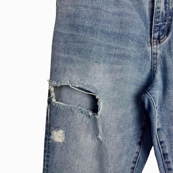 Vervet by Flying Monkey Crop Distressed Jeans Size 29 Blue Denim High Waist - Picture 7 of 10